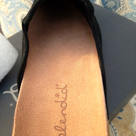 Splendid Black Mule Slide in Black Suede, Size 11 - Picture 11 of 12